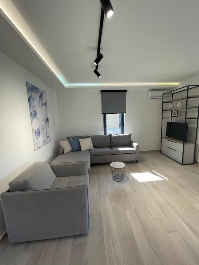 Dora Family Apartments Budua Esterno foto